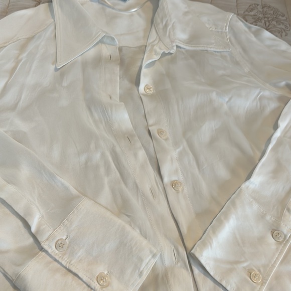 Zara button up long sleeve blouse - Picture 3 of 6